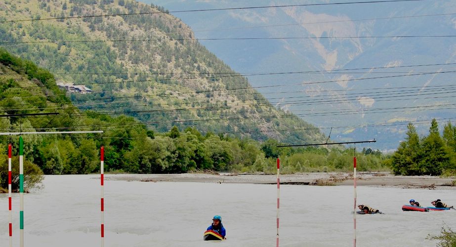 Hydrospeed door de poortjes Hydrospeed door de poortjes